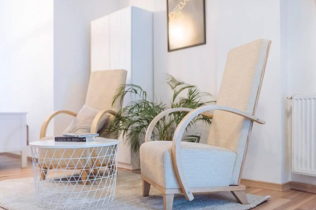 Studio Old Town بوخارست المظهر الخارجي الصورة